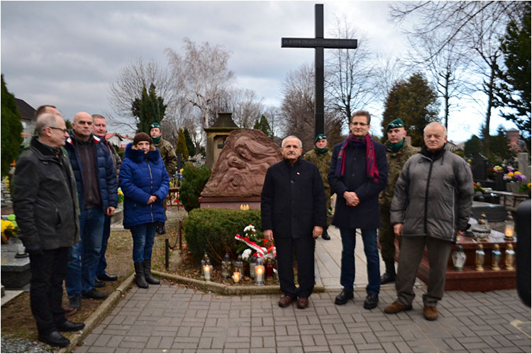 Dzieroniw: 72. rocznica zamordowania trzech onierzy AK w Dzieroniowie - 17.01.2019.