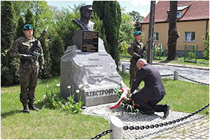 Dwaj wodzowie. Dwie wane daty. Wadysaw Anders. Jzef Pisudski - 12.05.2022.